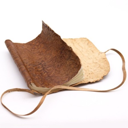 Rolled Leather Travel Notebook - 96 pages - Natural 21x15cm Rolled Leather Travel Notebook - 96 pages - Natural 21x15cm