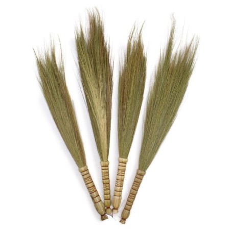 Set 4 - Pampas Broom - Natural Set 4 - Pampas Broom - Natural