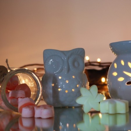 Classic White Oil Burner - Tall Owl Classic White Oil Burner - Tall Owl