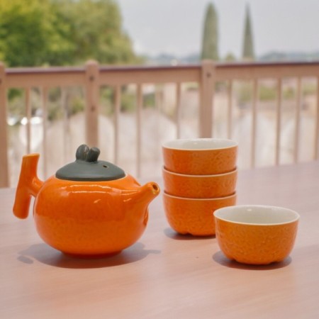 Herbal Orange Teapot Set - Pot & Four Cups Herbal Orange Teapot Set - Pot & Four Cups
